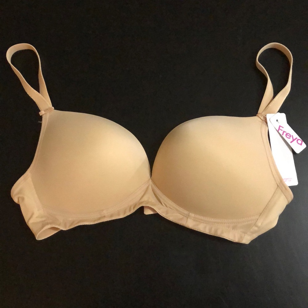 NWT Freya Deco Soft Moulded Cup Bra Size 32E